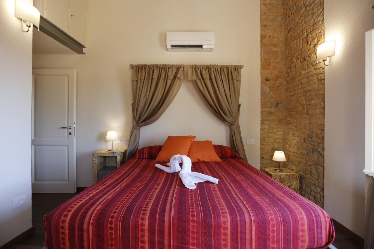 Il Maramaldo Bed&Breakfast-Restaurant Lajatico Bagian luar foto