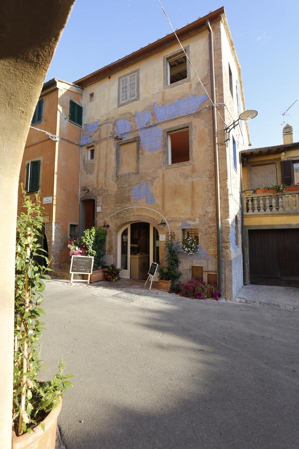 Il Maramaldo Bed&Breakfast-Restaurant Lajatico Bagian luar foto