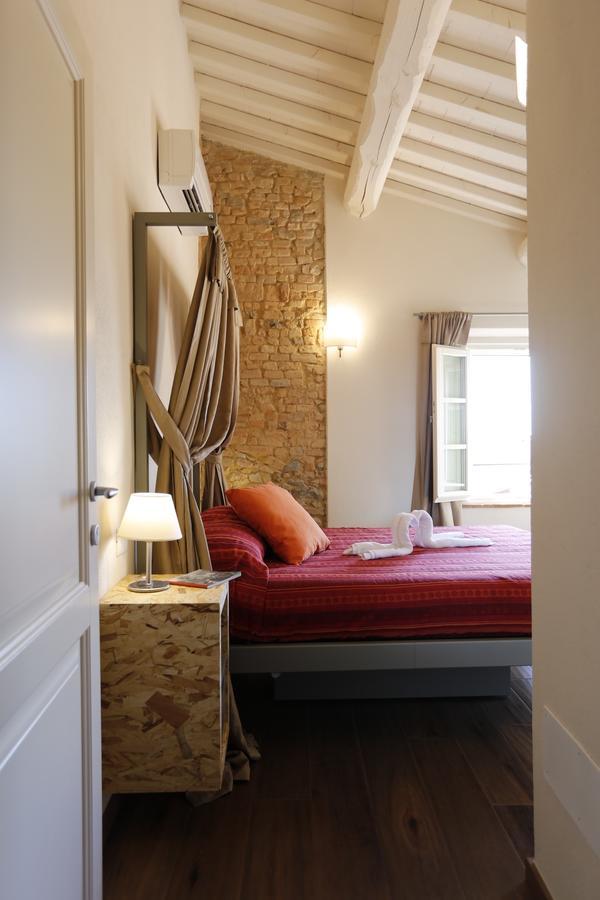 Il Maramaldo Bed&Breakfast-Restaurant Lajatico Bagian luar foto