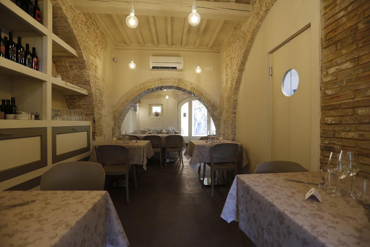 Il Maramaldo Bed&Breakfast-Restaurant Lajatico Bagian luar foto