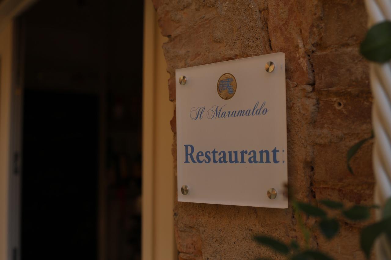 Il Maramaldo Bed&Breakfast-Restaurant Lajatico Bagian luar foto